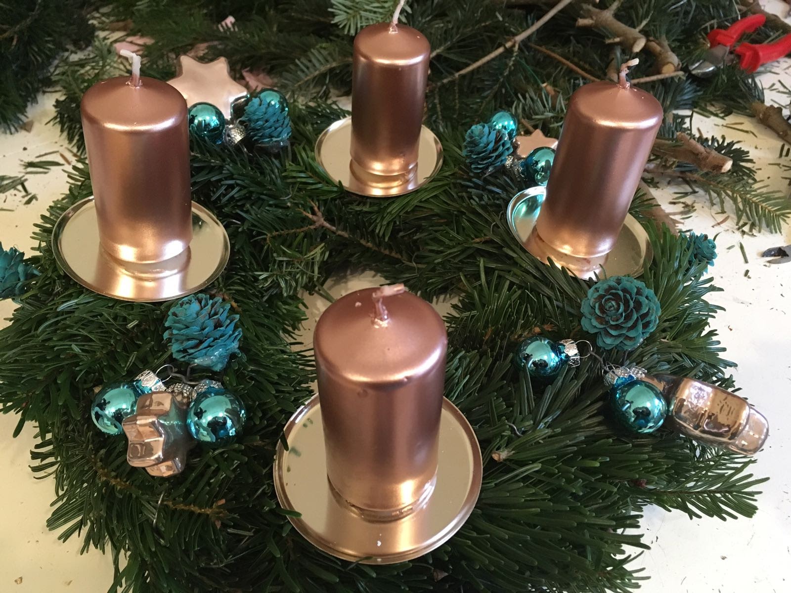 Kinder-Adventkranzbinden